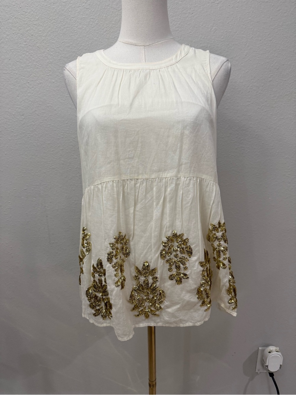 Maeve Anthropologie Simona Sequined
Babydoll Blouse XS - Picture 5 of 7
